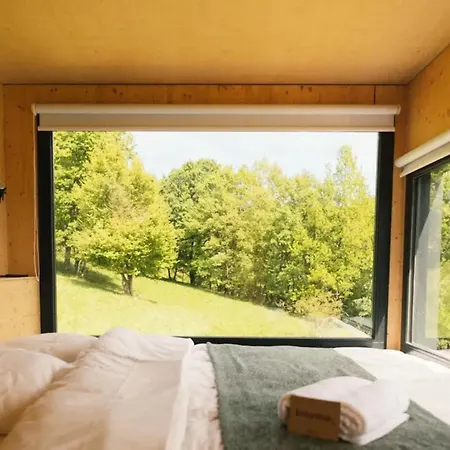 Courneillac - Parcel Tiny House - Tiny House Vue Pyrenees Entouree Par Les Chevres Mae-5233 *